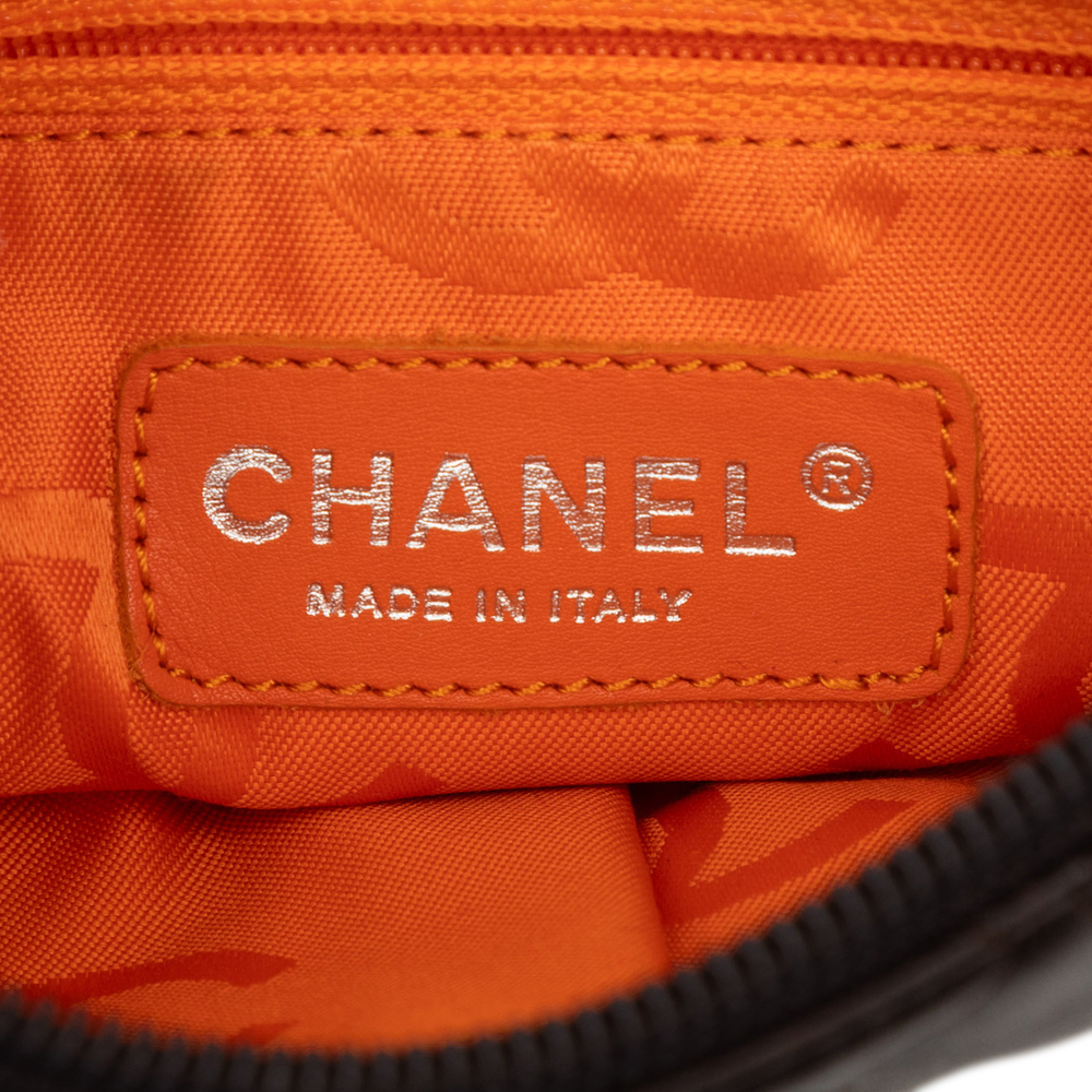 Pre-Loved Chanel Quilted Lambskin Cambon Ligne Flat Crossbody - Picture 5 of 8